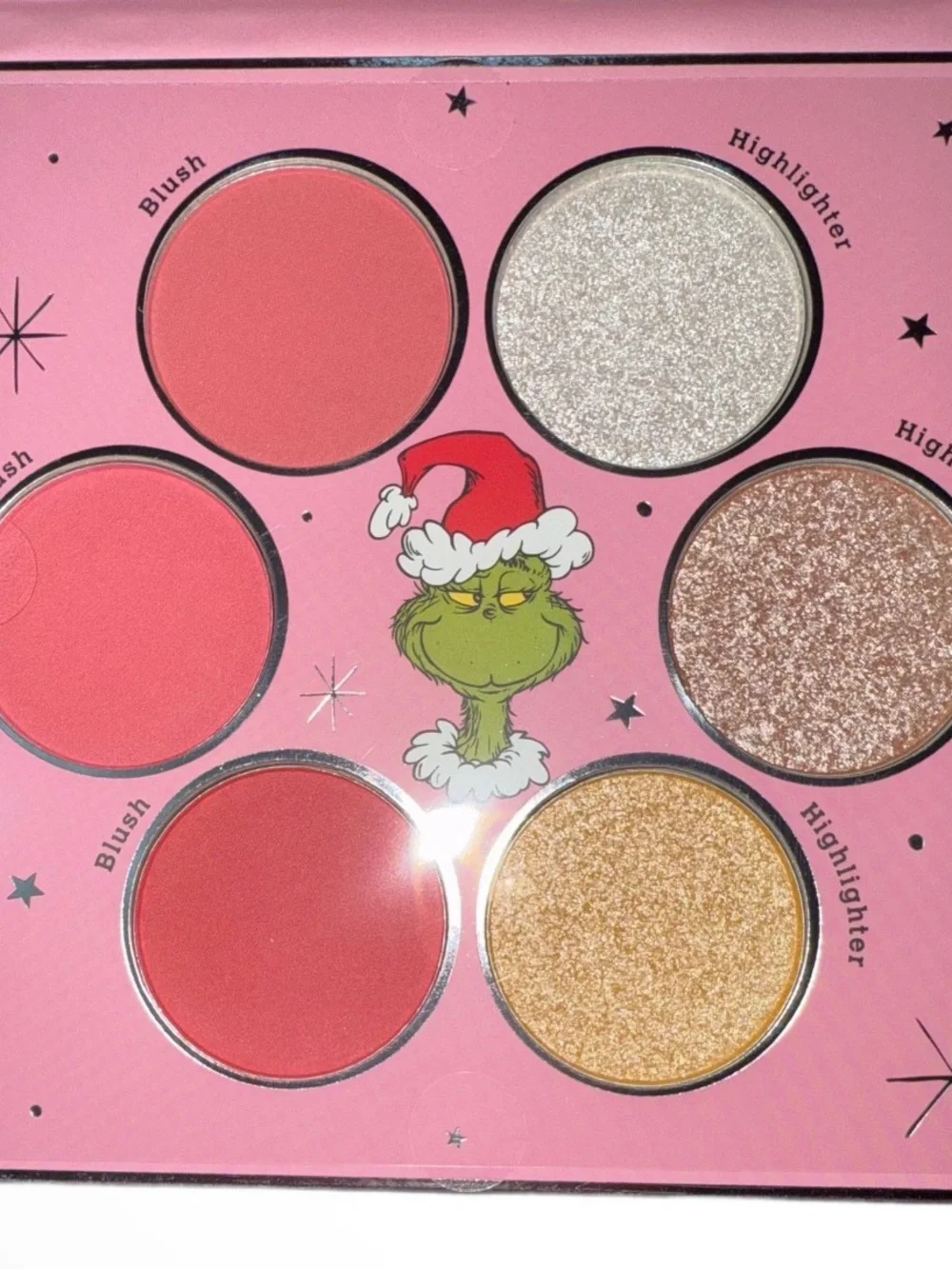 The Grinch Eyeshadow & Complexion Makeup Palettes Set